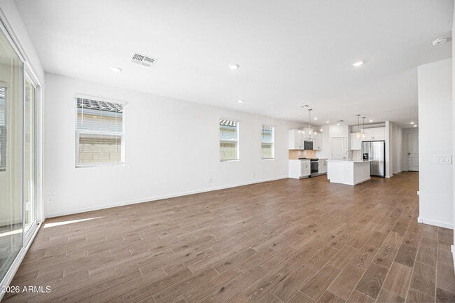 Building Photo - 7505 E Cozy Cottage Ln