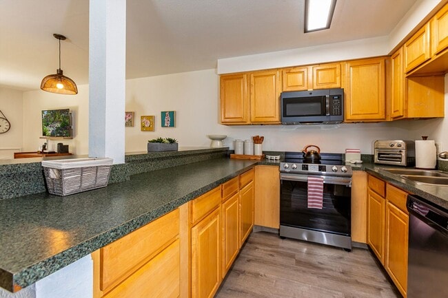 Building Photo - Fully Furnished, 1 Bed/2 Bath, Kamaole Sands