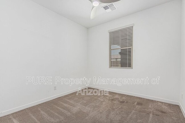 Building Photo - 31876 N 125th Ln