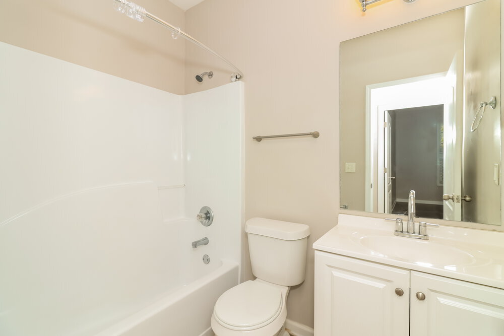 Building Photo - 18 Westin Way