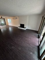 Building Photo - 4404 Don Miguel Dr