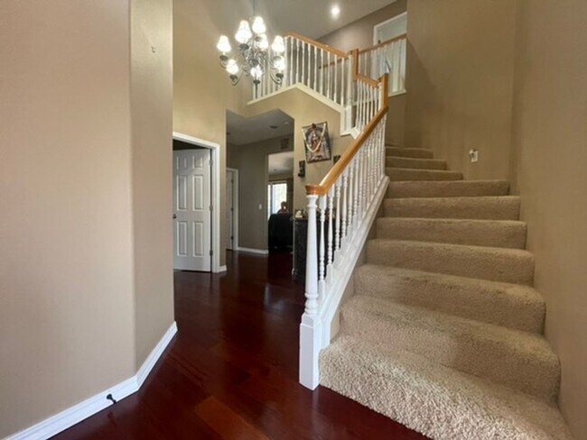 Building Photo - Spacious 4-Bedroom Home with Gourmet Kitchen, Primary Suite & Backyard Garden in Bethany