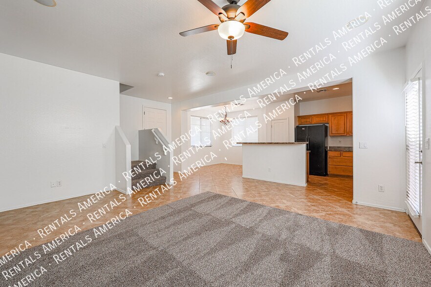 Building Photo - 591 S Buena Vista Ct