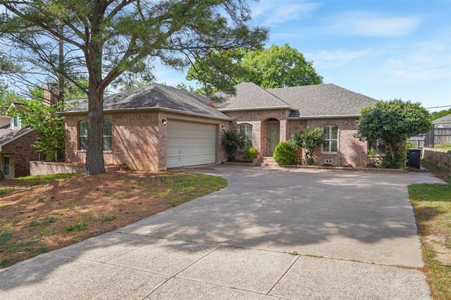 Building Photo - 4919 Saddleback Rd