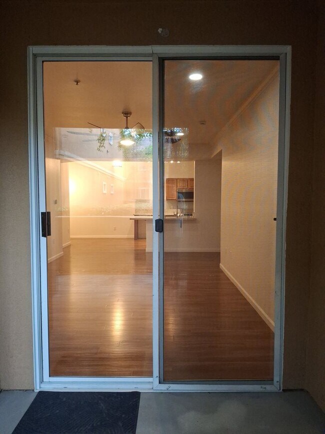 Building Photo - 501 Gibson Dr