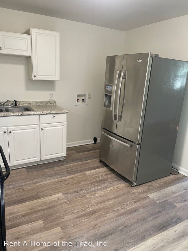 Building Photo - 3 br, 1 bath House - 1405 Bethlehem Lane