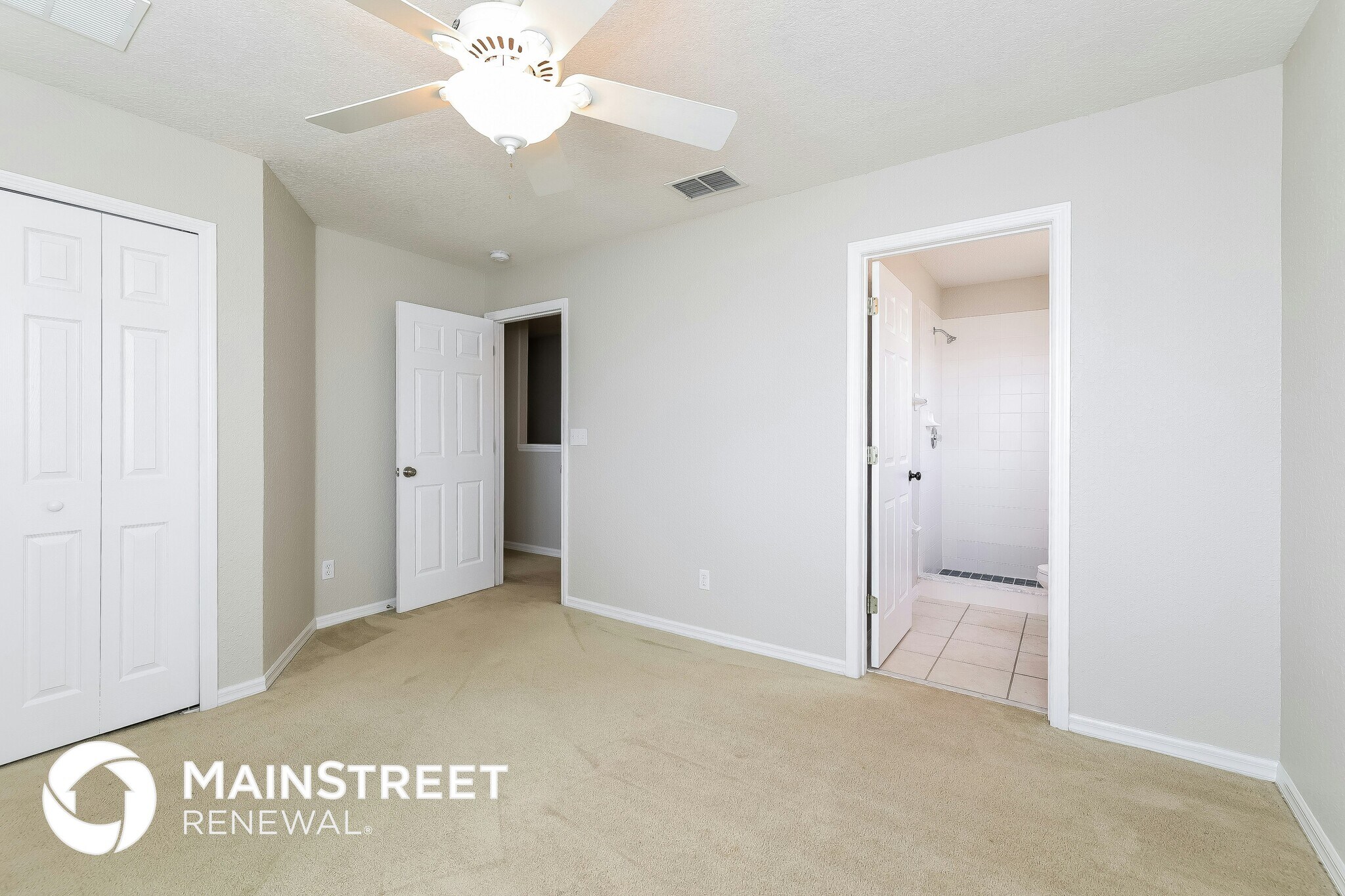 Building Photo - 820 Corvina Dr