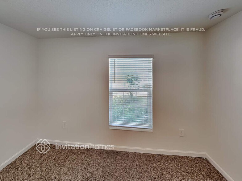 Building Photo - 4060 Tug Hl Ln