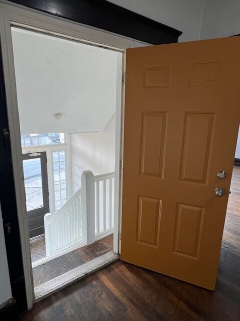 Building Photo - 1444 Woodland Ave NW