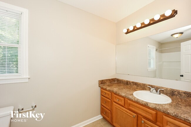 Building Photo - 2513 Whisper Trail