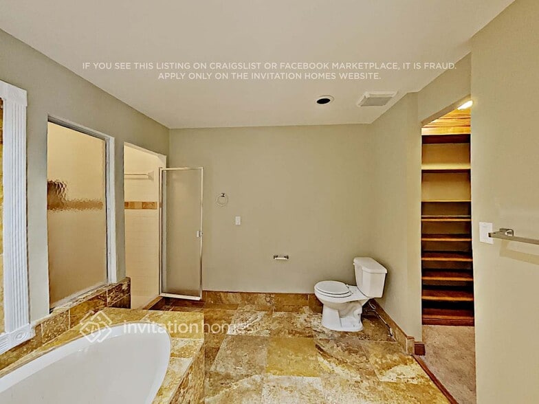 Building Photo - 1981 Canterbury Cir