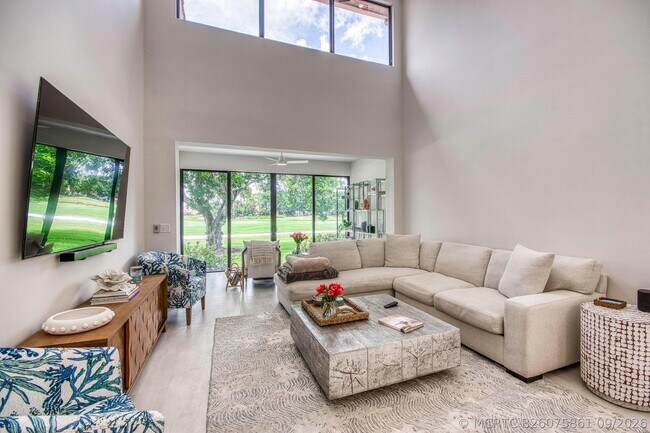Building Photo - 757 Windermere Way