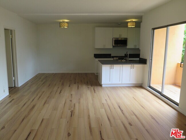 Building Photo - 1022 Croft Ave
