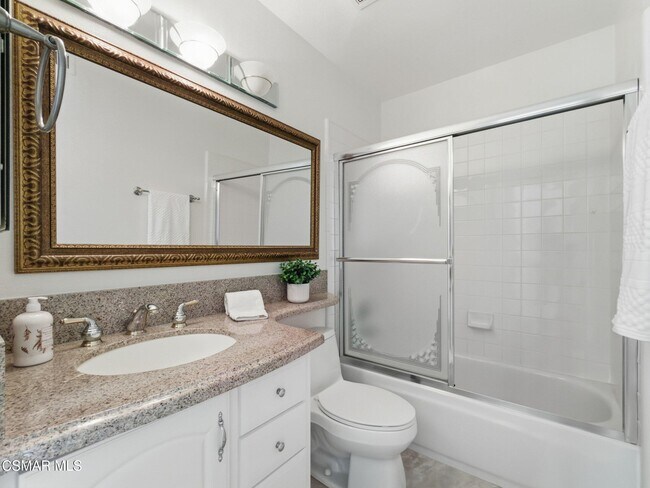 Building Photo - 1698 Ramona Dr