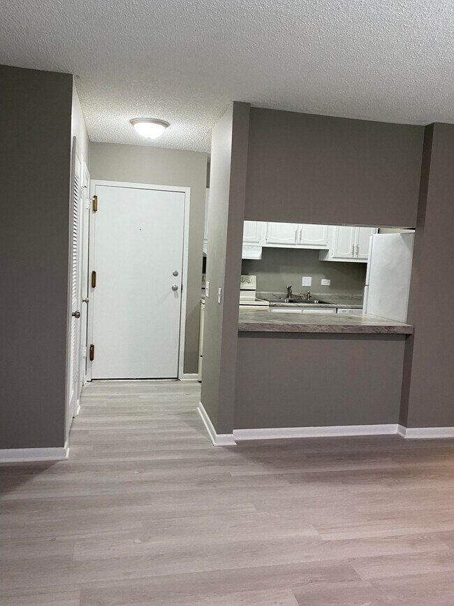 Building Photo - 2601 N 47th St