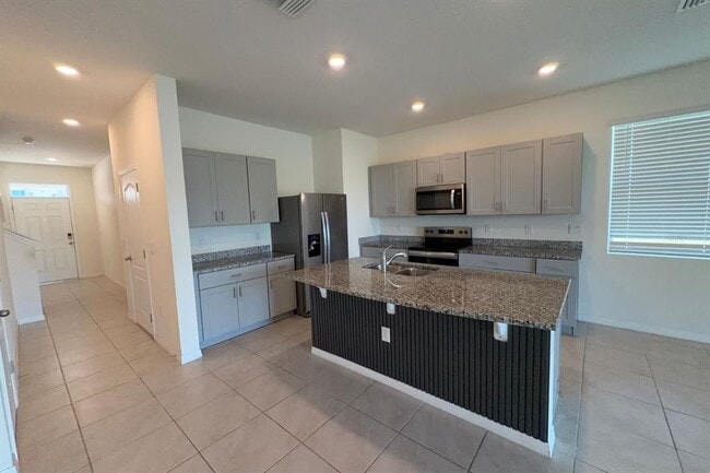 Building Photo - 1470 Isleta Lp