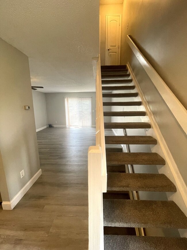 Building Photo - 1797 Bennigan Dr