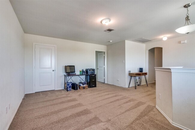 Building Photo - 3330 Emerson Rd