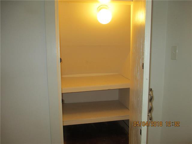 Building Photo - 7701 Jeannette St