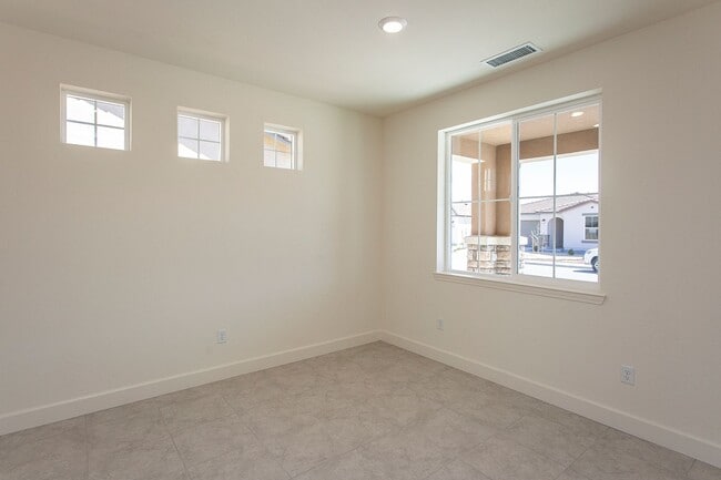 Building Photo - 1260 Grey Owl Dr.