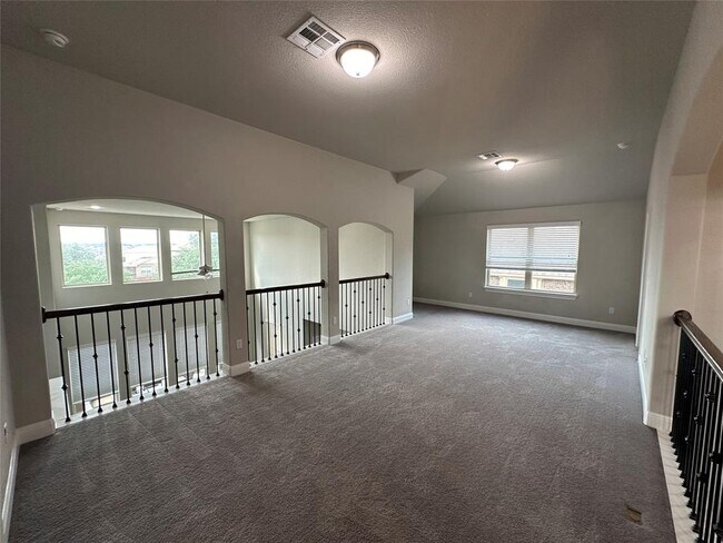Building Photo - 4213 Valley Oaks Dr