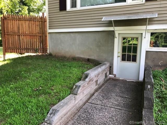 Building Photo - 539 Maple Ave