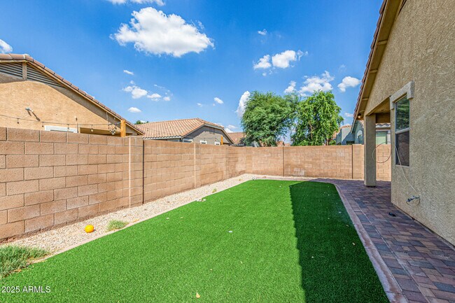 Building Photo - 20910 E Sonoqui Dr