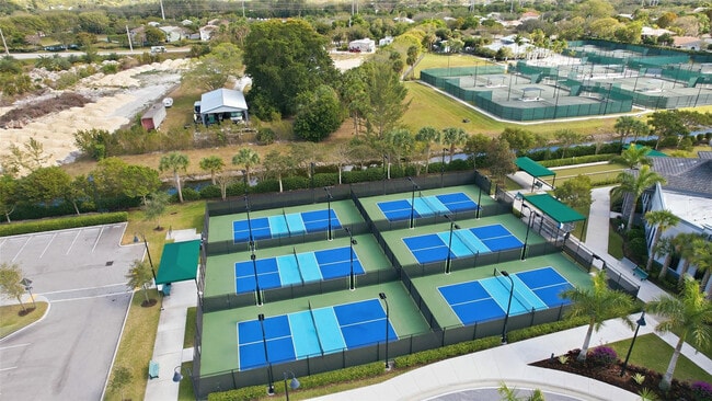 Building Photo - 7818 Rowan Terrace