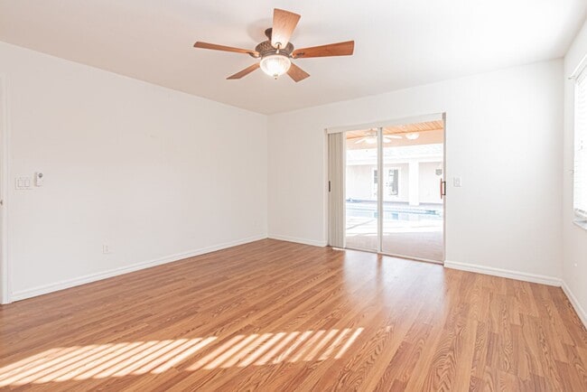 Building Photo - 5-Bed Home With Private Heated Pool & Large Yard - Pet Friendly!