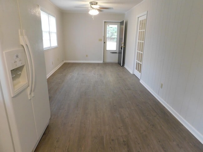 Building Photo - 5841 NC-903