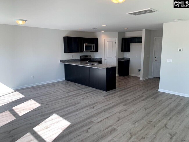 Building Photo - 2325 Trakand Dr