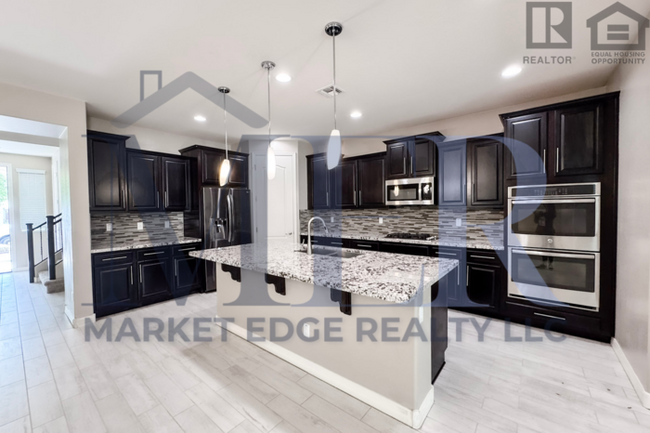 Building Photo - 4Bed/3.5Bath Home at Deer Valley/Lake Plea...