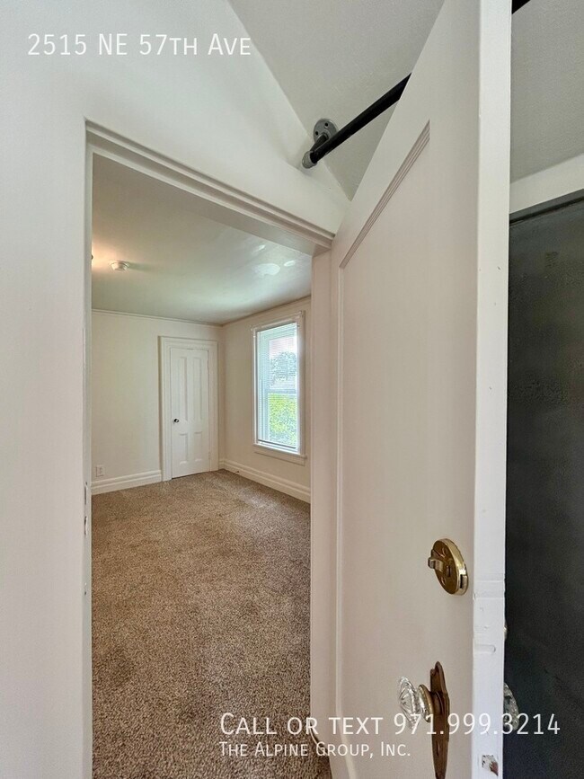 Building Photo - 2515 NE 57th Ave