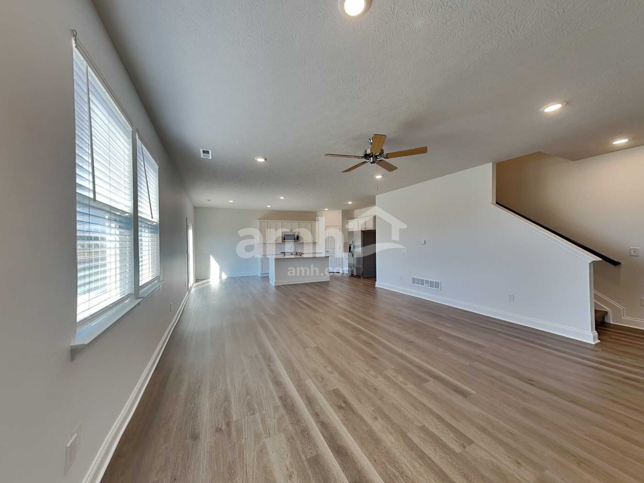 Building Photo - 9181 Henley Ave