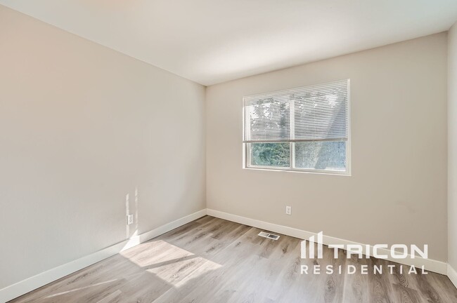 Building Photo - 24712 234th Way SE
