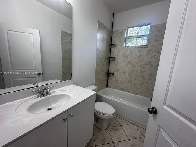 Building Photo - 12617 NW 32nd Ct