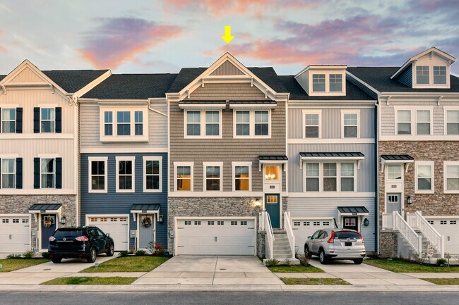 Front of Townhome - 36015 Auburn Way