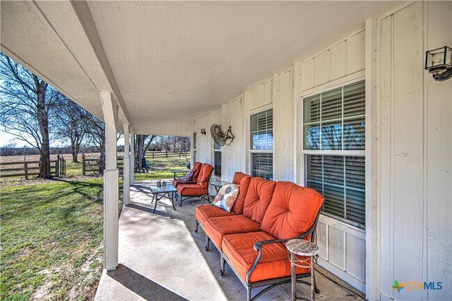 Building Photo - 1667 Primrose Trail