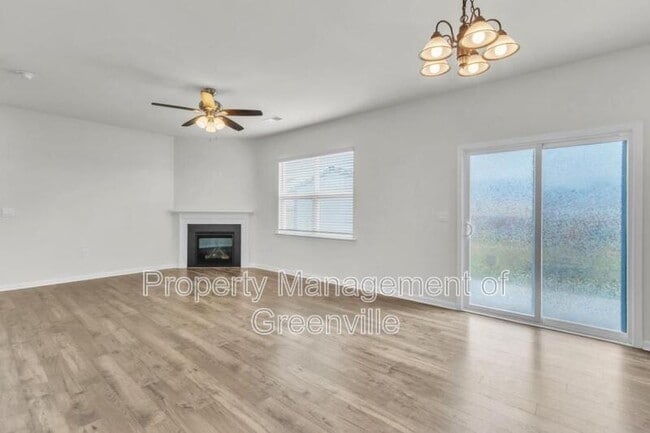 Building Photo - 1771 Odessa Ln