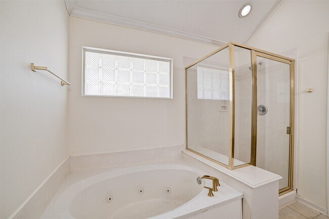 Building Photo - 70 Camber Pine Pl