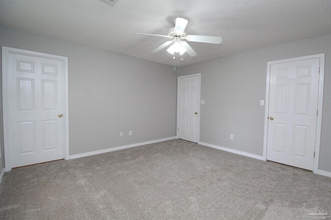 Building Photo - 6517 Handy Dr