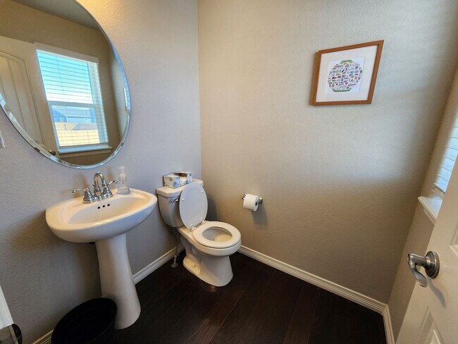 Building Photo - Beautiful 4-Bedroom Home in Lorson Ranch –...