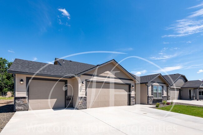Primary Photo - Brand NEW Home Overlooking the Golf Course