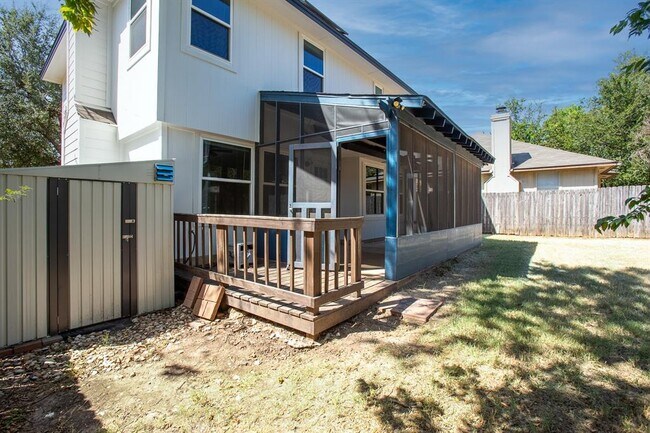 Building Photo - 1310 Strickland Dr