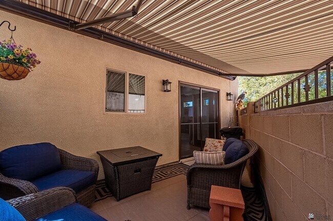 Building Photo - 3400 S Ave 7th E