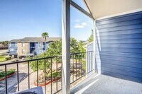 Building Photo - 18511 Egret Bay Blvd