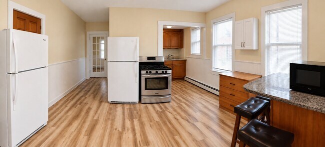 Building Photo - 85 Vinton St