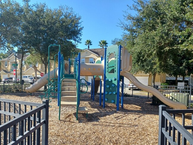 Building Photo - "$500 MOVE-IN SPECIAL! - Beautifully Updated 2/2 Condo in Gated Southside Neighborhood!"