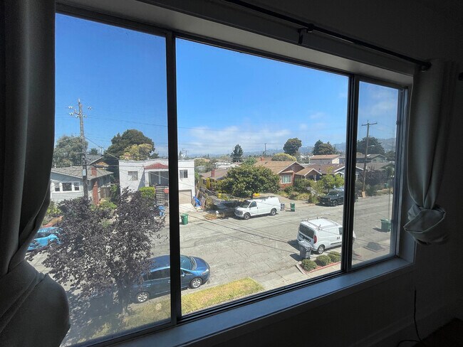 View front Front Bdrm 1 window - 1230 Burnett St