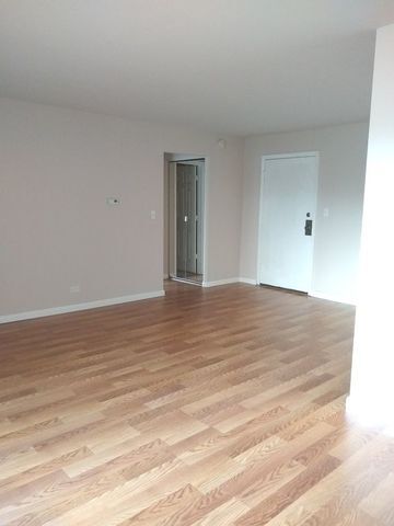 Building Photo - 1460 Fairlane Dr